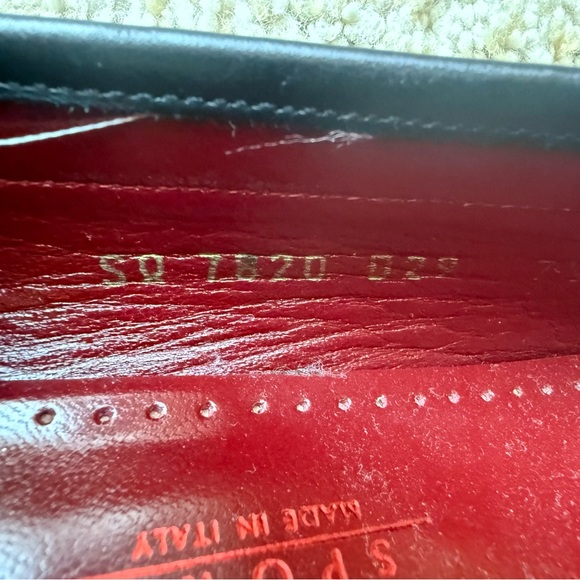 Salvatore Ferragamo Gancini Sport Loafers Black Gold 7.5 Italy NWOB Authentic - Picture 17 of 17